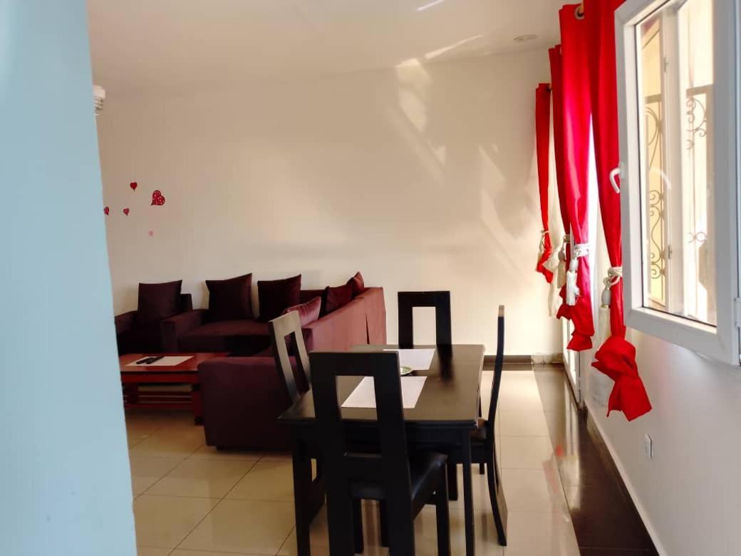 Résidence Rosalie Yaoundé Exterior foto