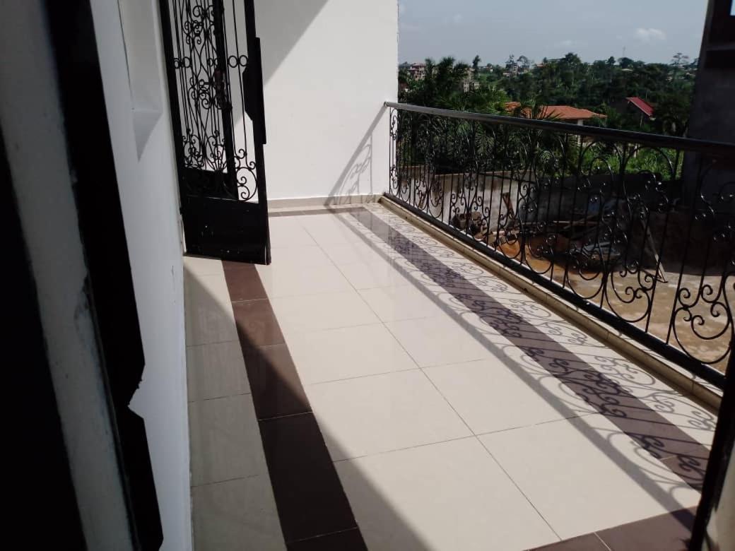 Résidence Rosalie Yaoundé Exterior foto
