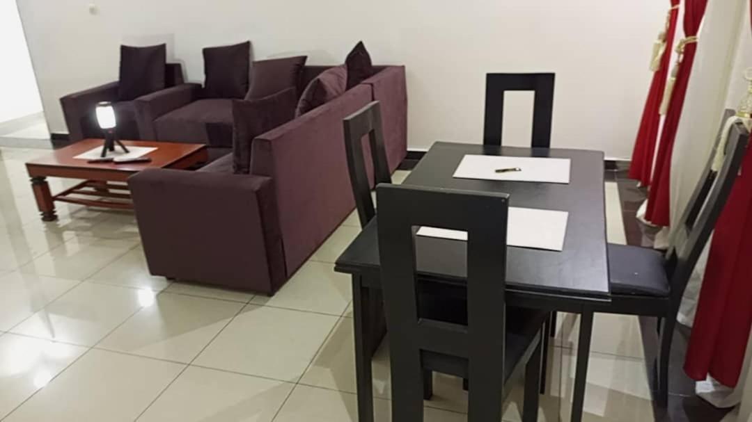 Résidence Rosalie Yaoundé Habitación foto